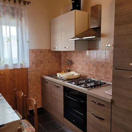 Dina Apartment *